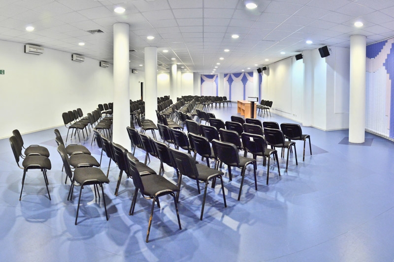 Конференц-зал №8 (160-180 місць)